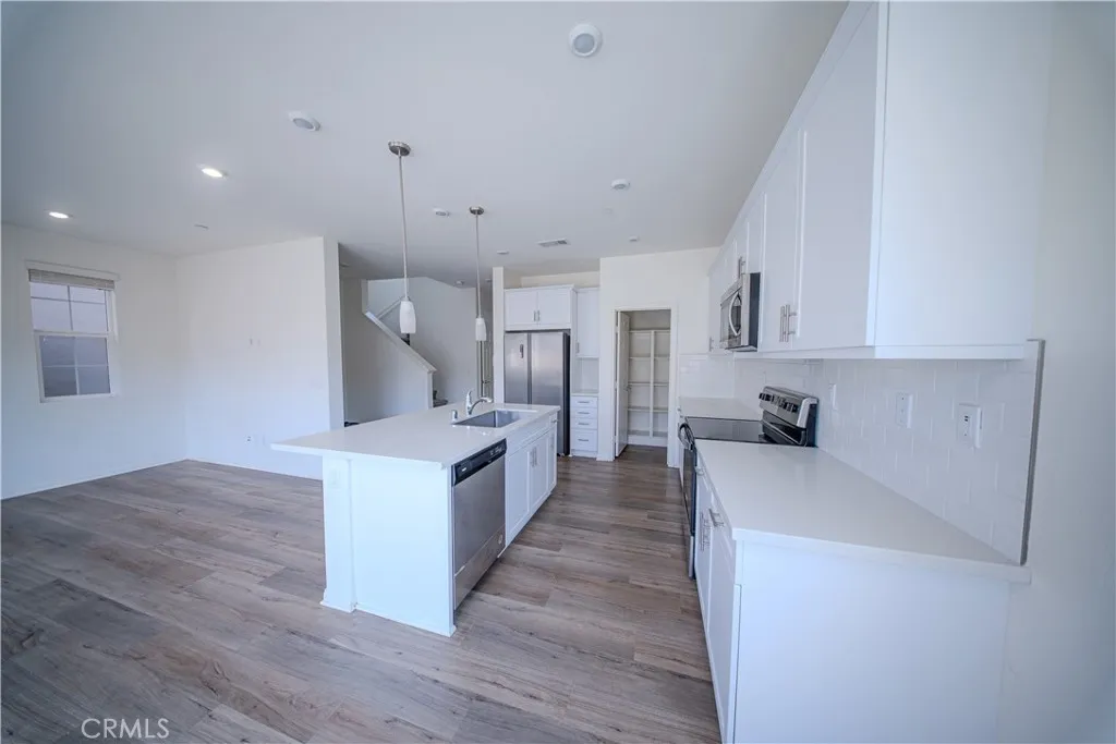 Additional image 5 of 558 Pablo Rd, Lake Elsinore, CA 92530