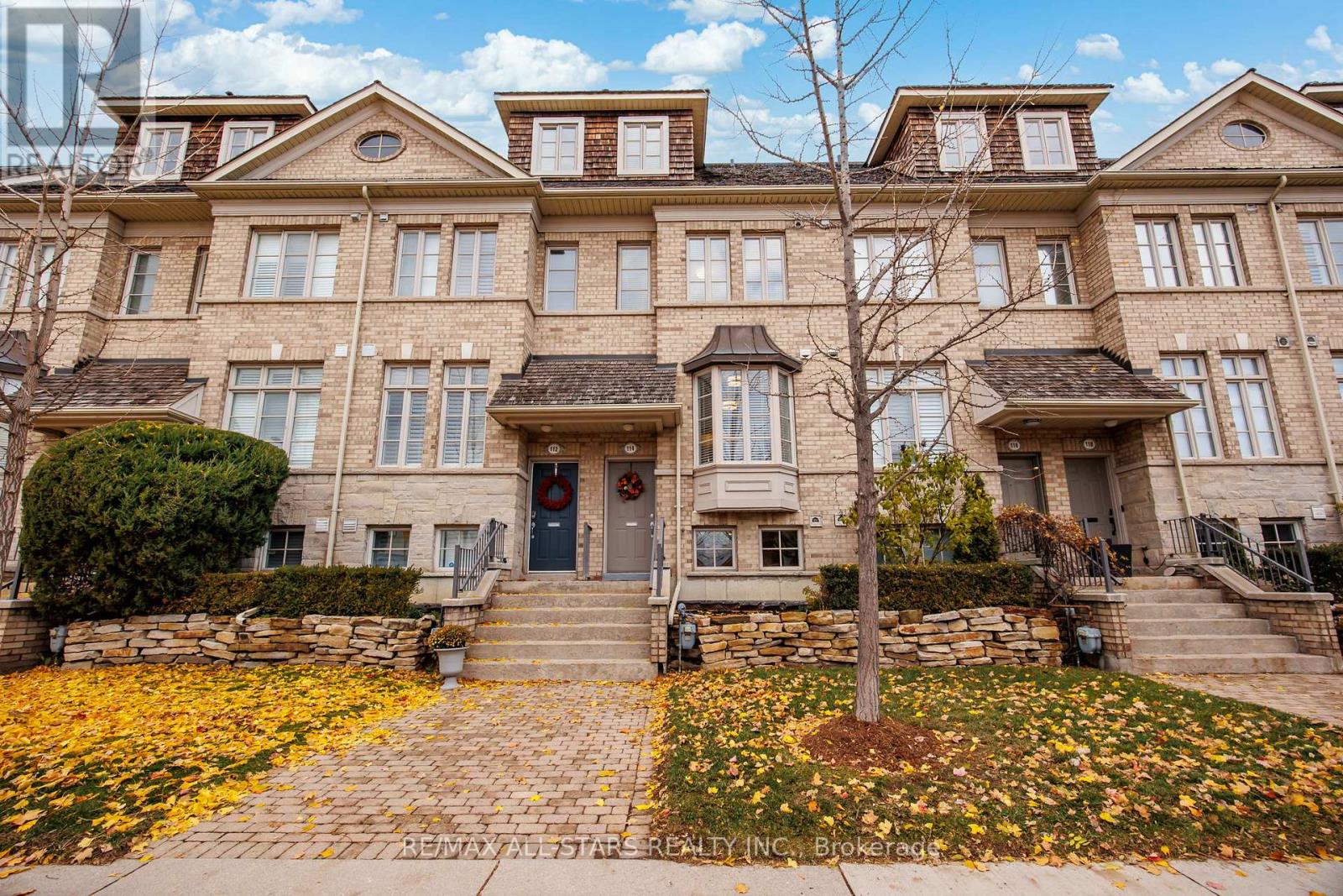 114 SIX POINT ROAD|Toronto (Islington-City Centre West), Ontario M8Z0A1