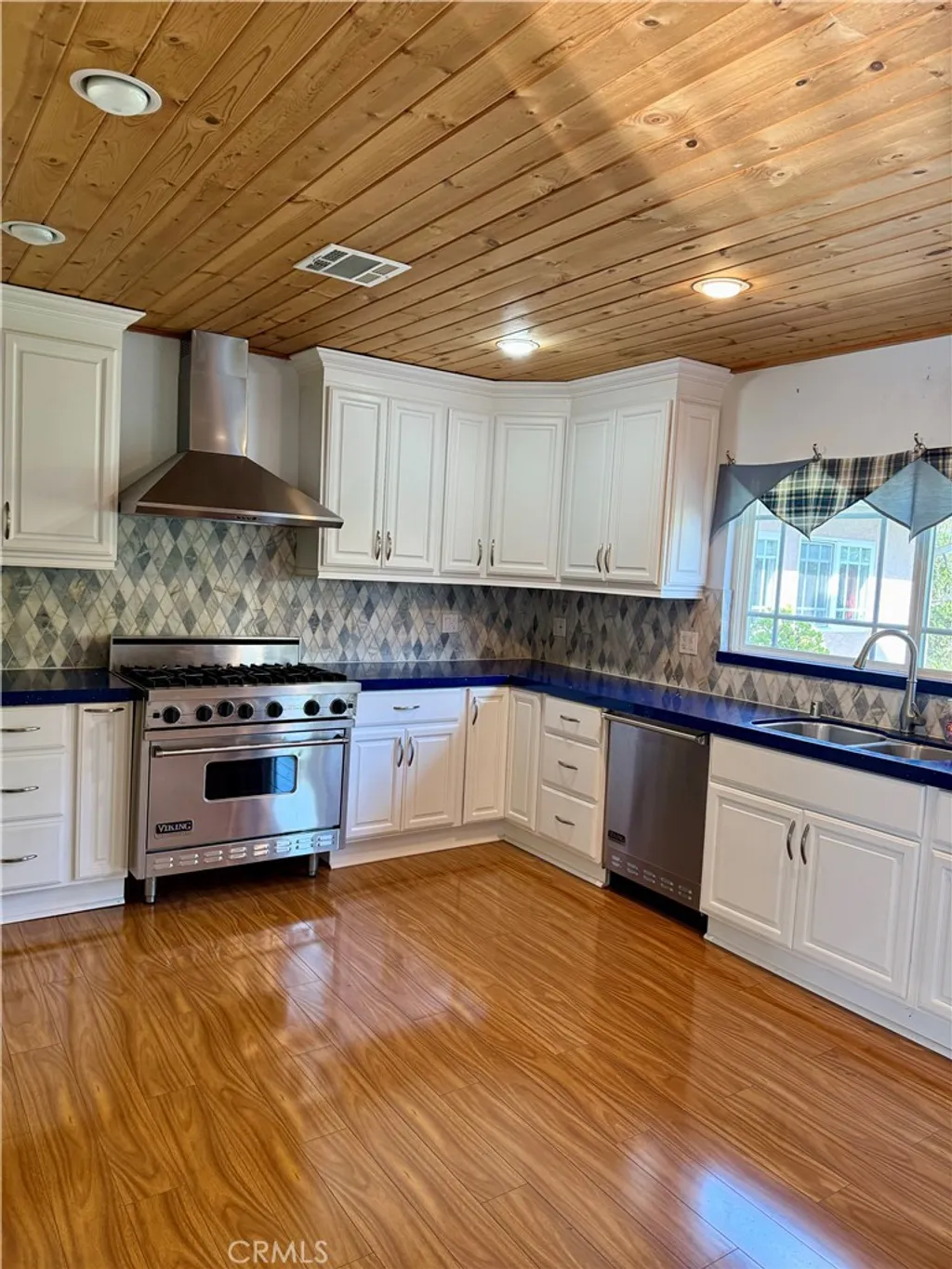 Additional image 7 of 22329 Kittridge St, Woodland Hills, CA 91303