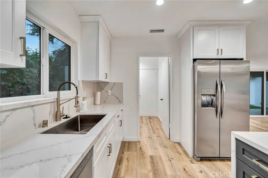 Additional image 112 of 16127 Hartsook Street, Encino, CA 91436