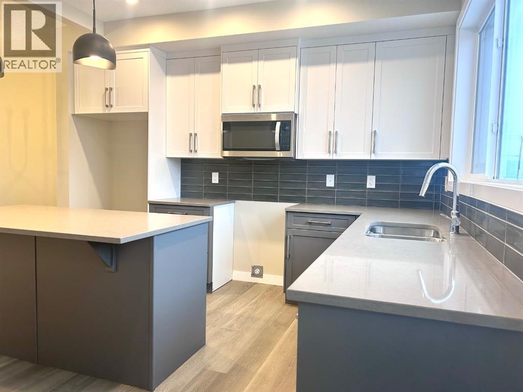 29 Sora Gate SE|Calgary, Alberta T3S0A7