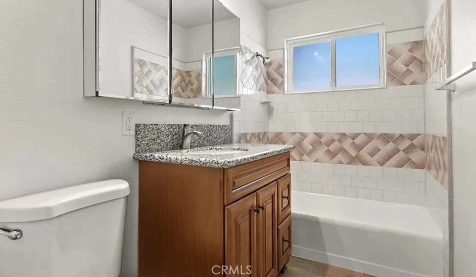 Additional image 14 of 45122 Date Ave, Lancaster, CA 93534