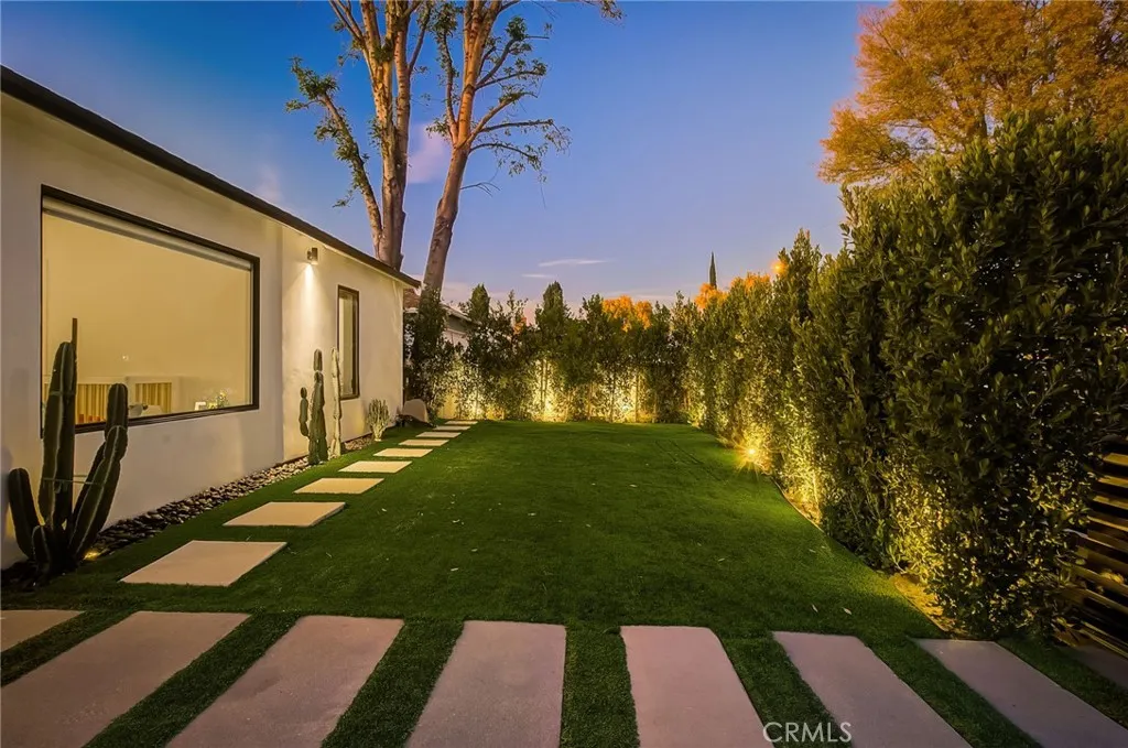 Additional image 6 of 8161 Encino Avenue, Northridge, CA 91325
