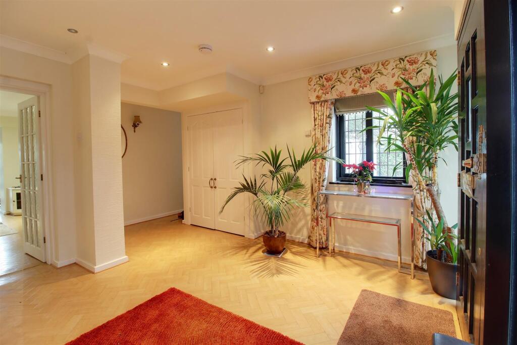 Additional image 15 of Brookmans Avenue, Brookmans Park