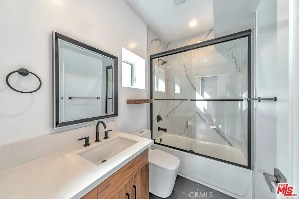 Additional image 10 of 3141 S Halm Ave, Los Angeles, CA 90034