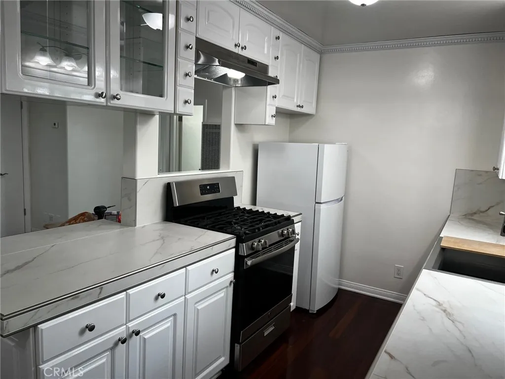 Additional image 14 of 323 S Francisca Ave, Redondo Beach, CA 60277