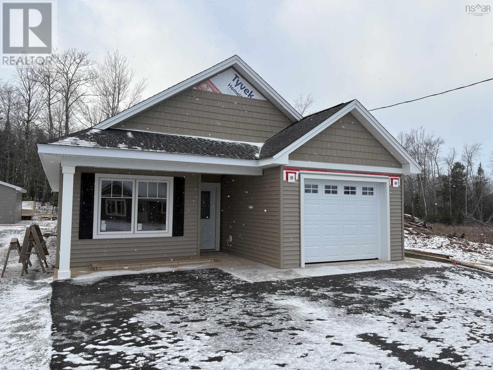 Property image for 44 Amelia Ave|Stewiacke, Nova Scotia B0N2J0