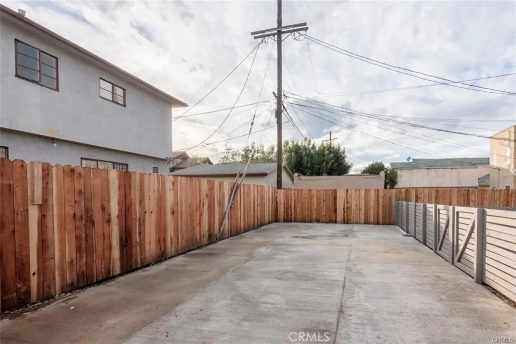 Additional image 33 of 1613 West Boulevard, Los Angeles, CA 90019
