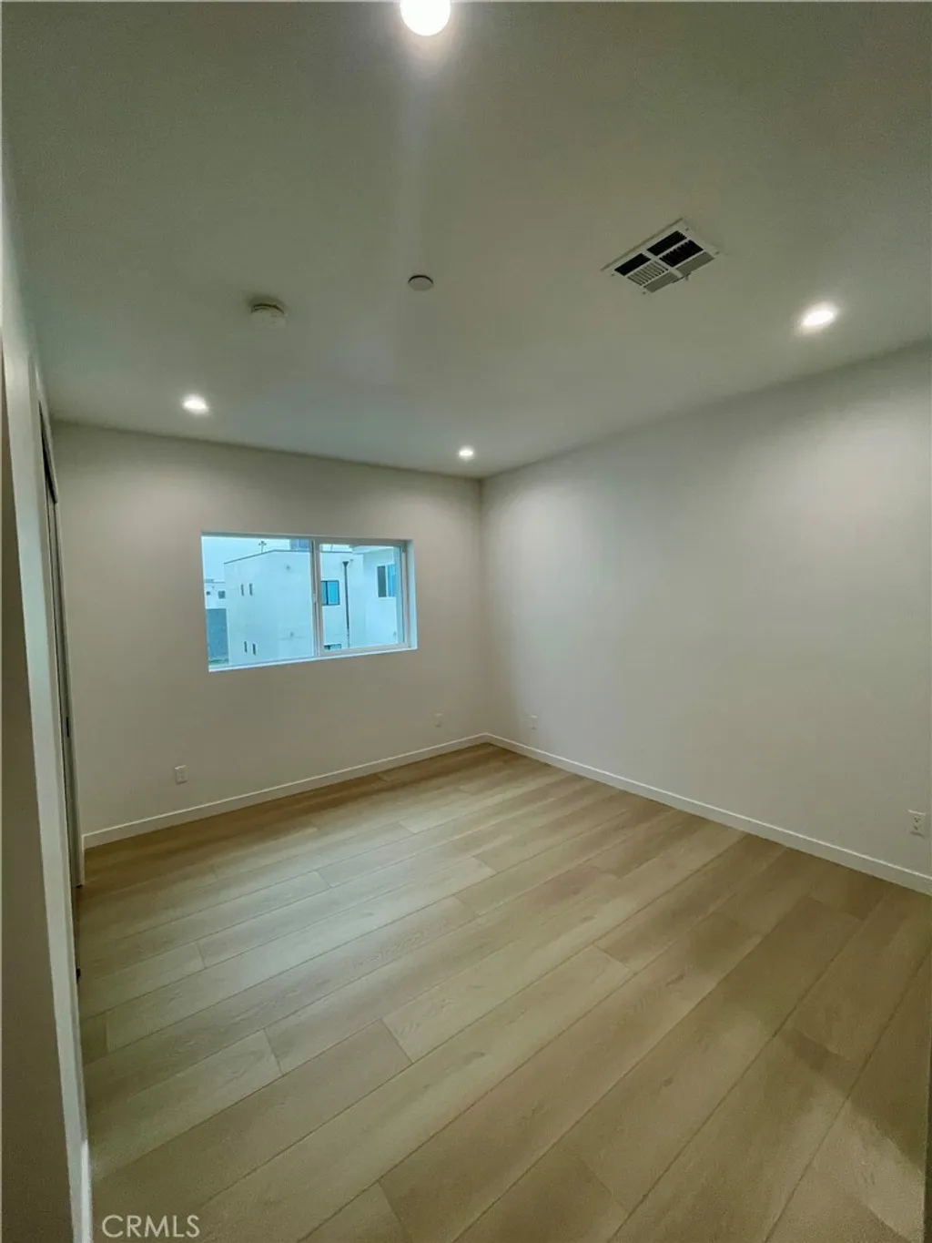 Additional image 22 of 613 W 41st Place, Los Angeles, CA 90037