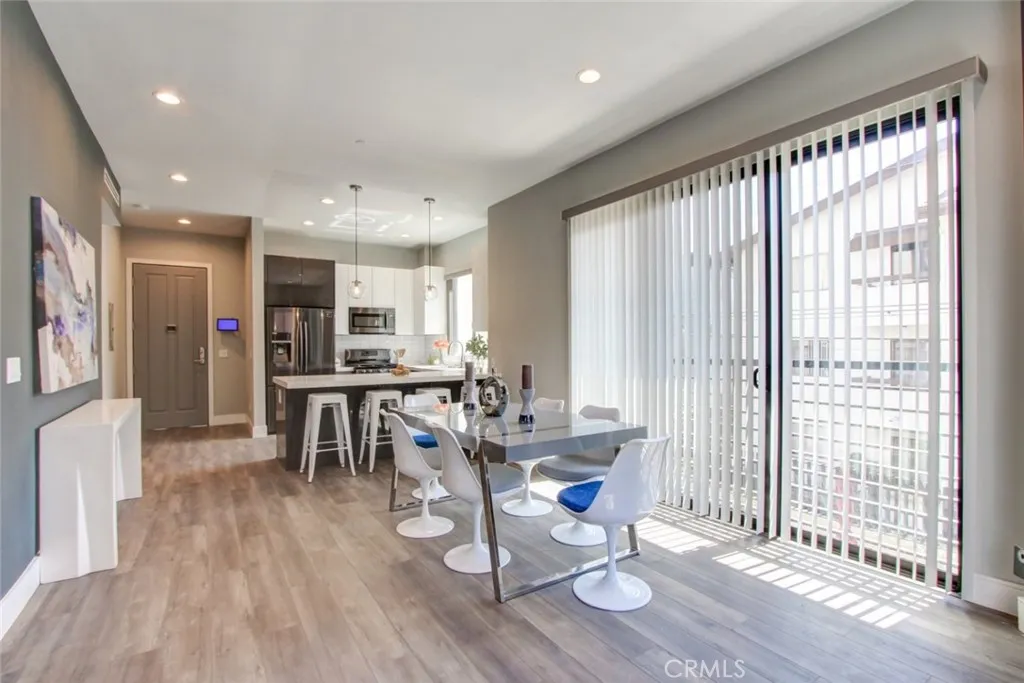 Additional image 7 of 330 Salem St Unit 301, Glendale, CA 91203