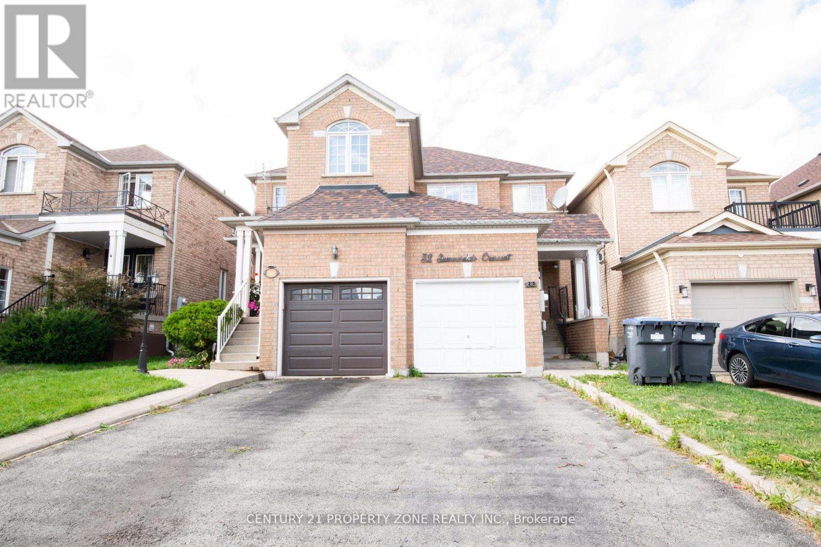 32 SUMMERDALE CRESCENT|Brampton (Fletcher's Meadow), Ontario L6X4V8