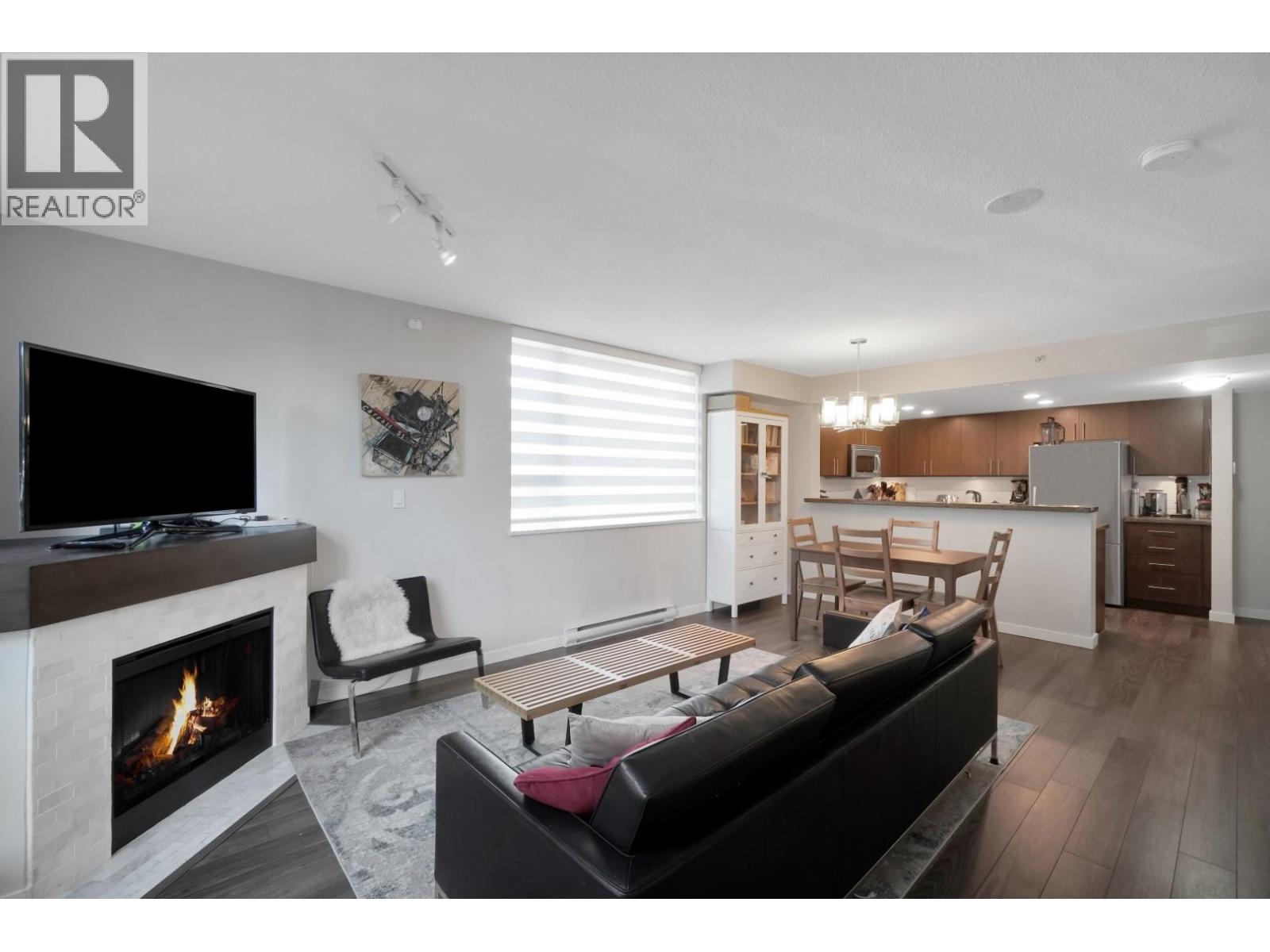 910 QUEBEC STREET|Vancouver, British Columbia V6A0A3