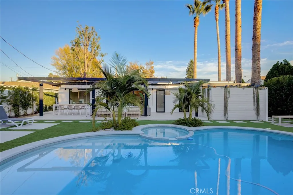 Additional image 129 of 8161 Encino Avenue, Northridge, CA 91325