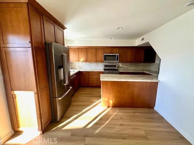 Additional image 17 of 111 Alabama St, Huntington Beach, CA 92648