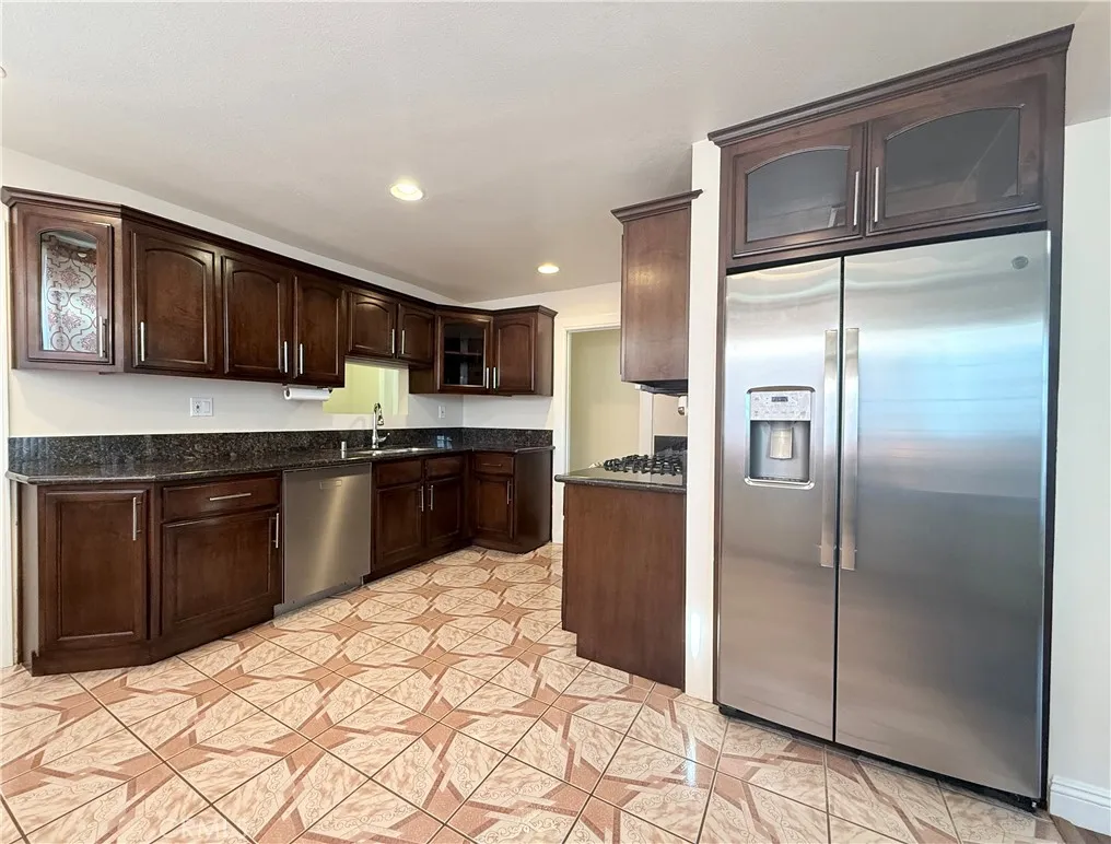 Additional image 66 of 1907 Carmona, Los Angeles, CA 90016