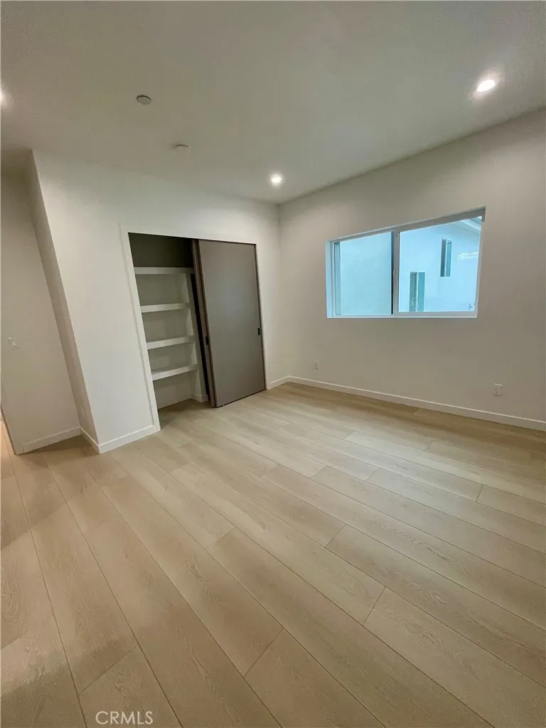 Additional image 51 of 613 W 41st Place, Los Angeles, CA 90037