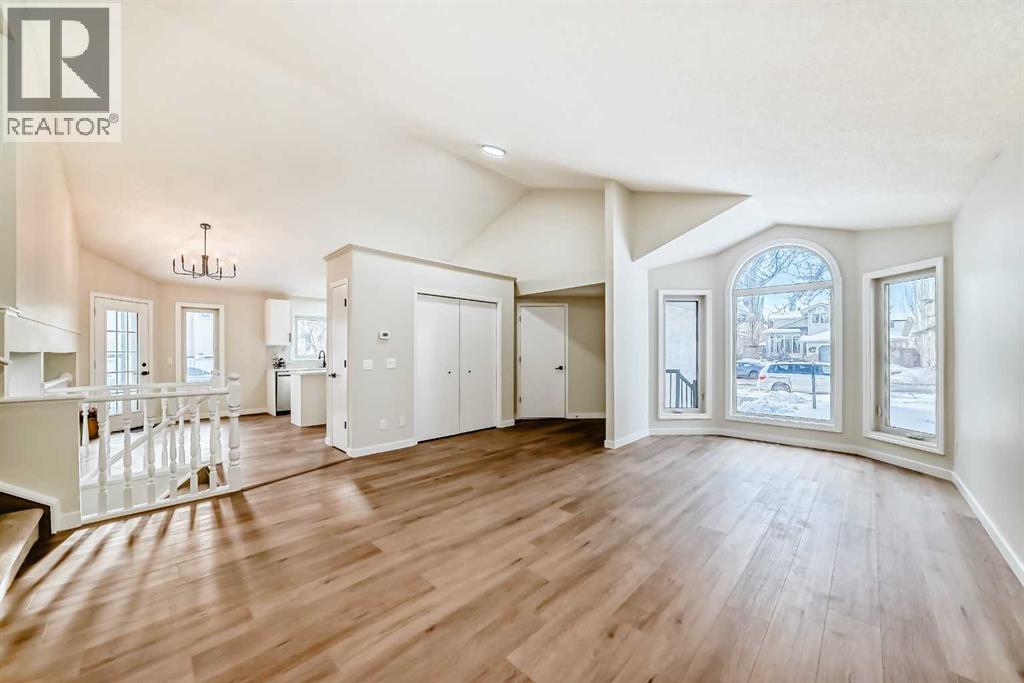 624 Shawinigan Drive SW|Calgary, Alberta T2Y2H4