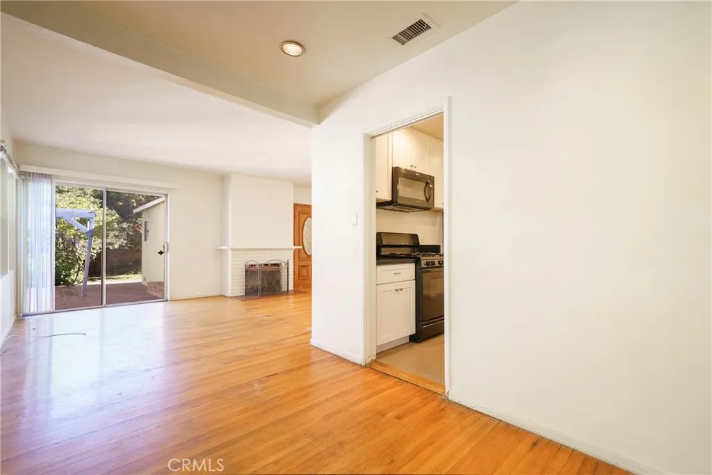 Additional image 12 of 5446 Columbus Avenue, Sherman Oaks, CA 91411