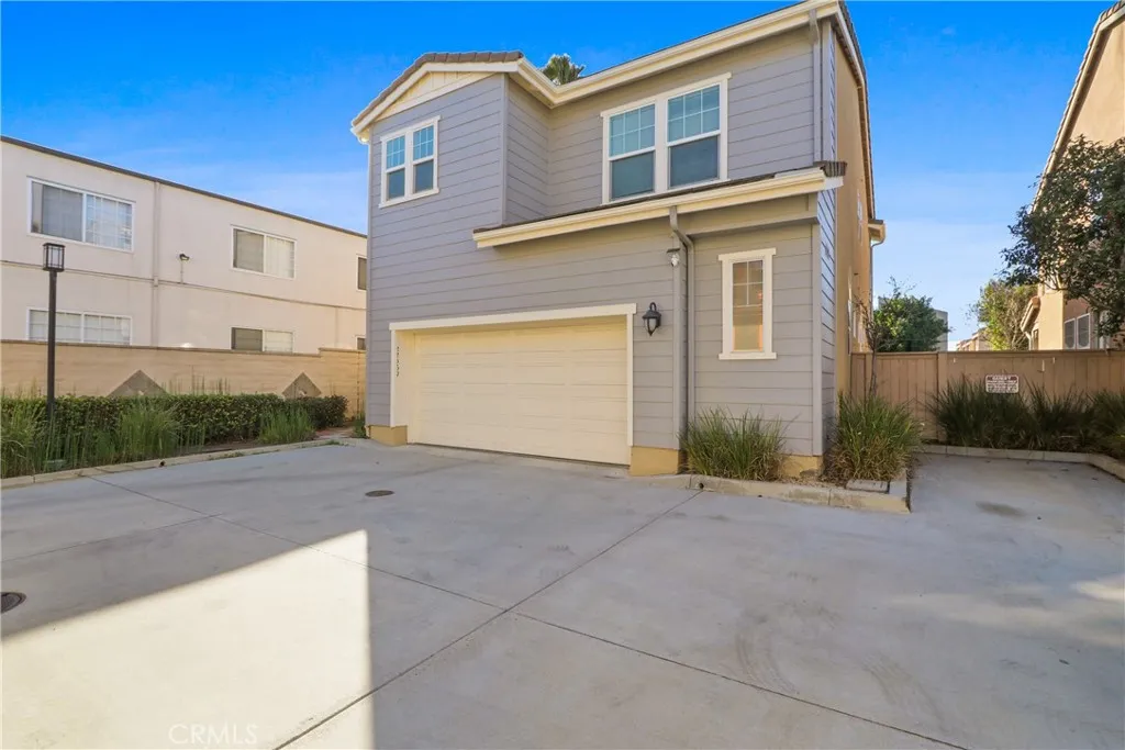 Additional image 17 of 22569 Firenze St, Carson, CA 90745