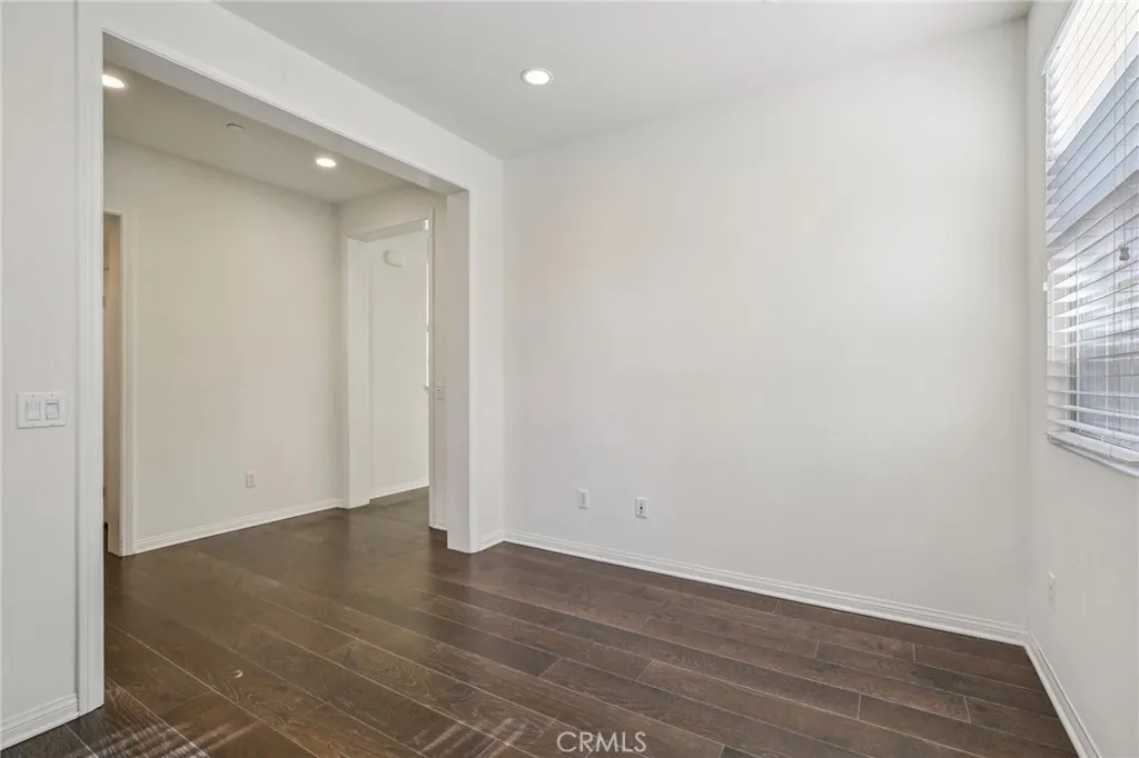 Additional image 45 of 122 Barnes Rd, Tustin, CA 92782