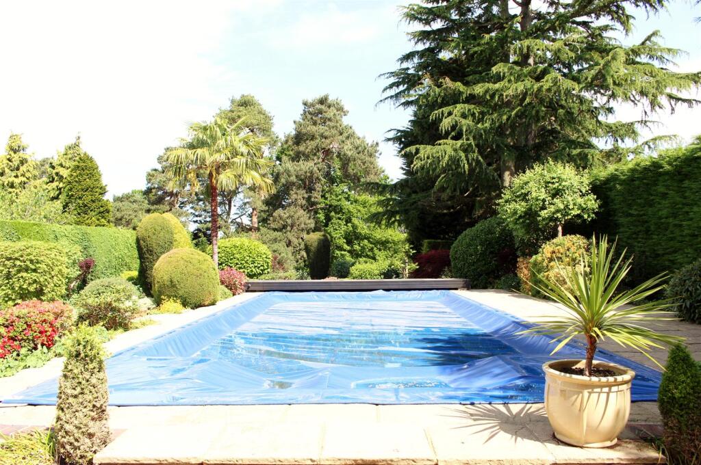 Additional image 3 of Brookmans Avenue, Brookmans Park