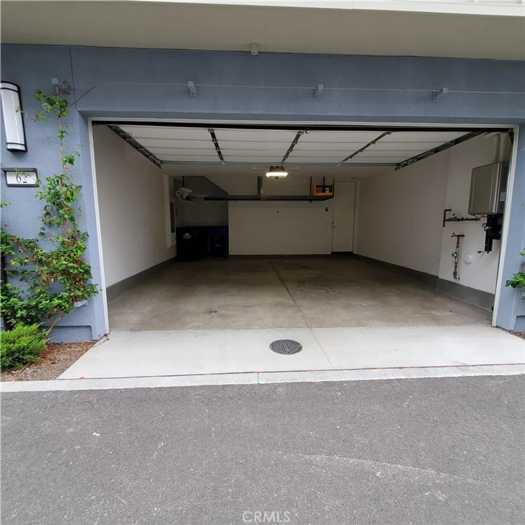 Additional image 23 of 944 N Divino Privado, Ontario, CA 91764