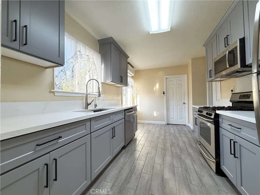 Additional image 22 of 1605 W Wisteria Place, Santa Ana, CA 92703