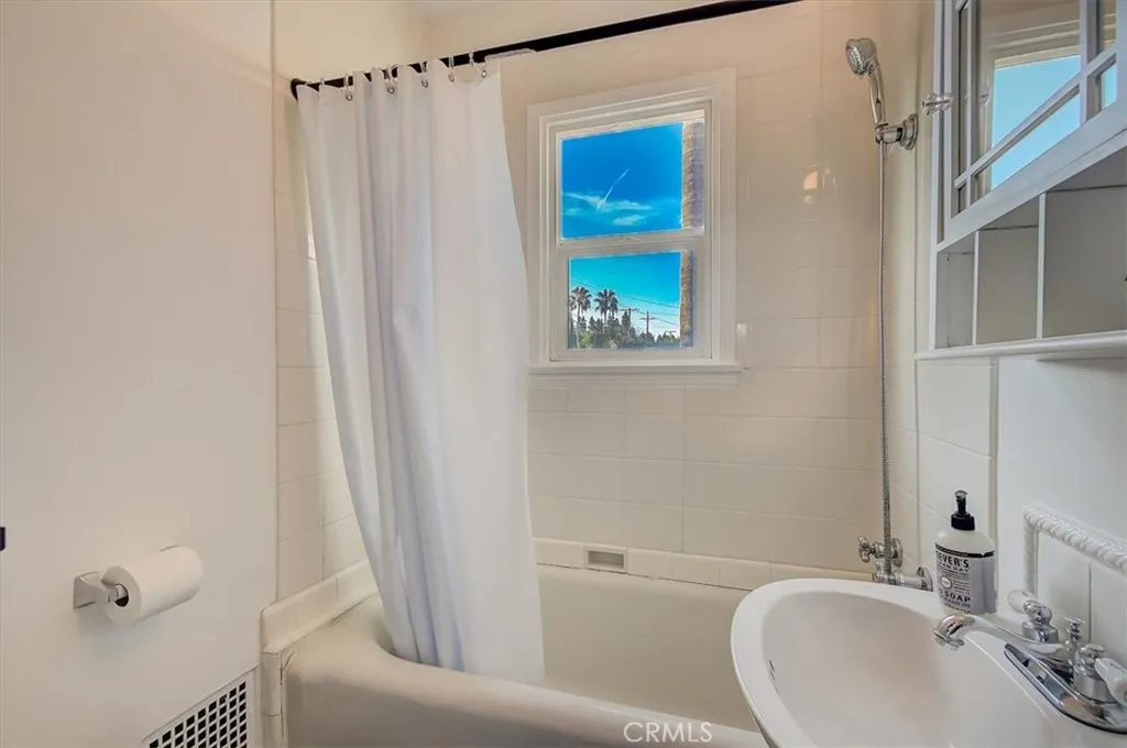 Additional image 18 of 10847 Balboa Blvd, Granada Hills, CA 91344