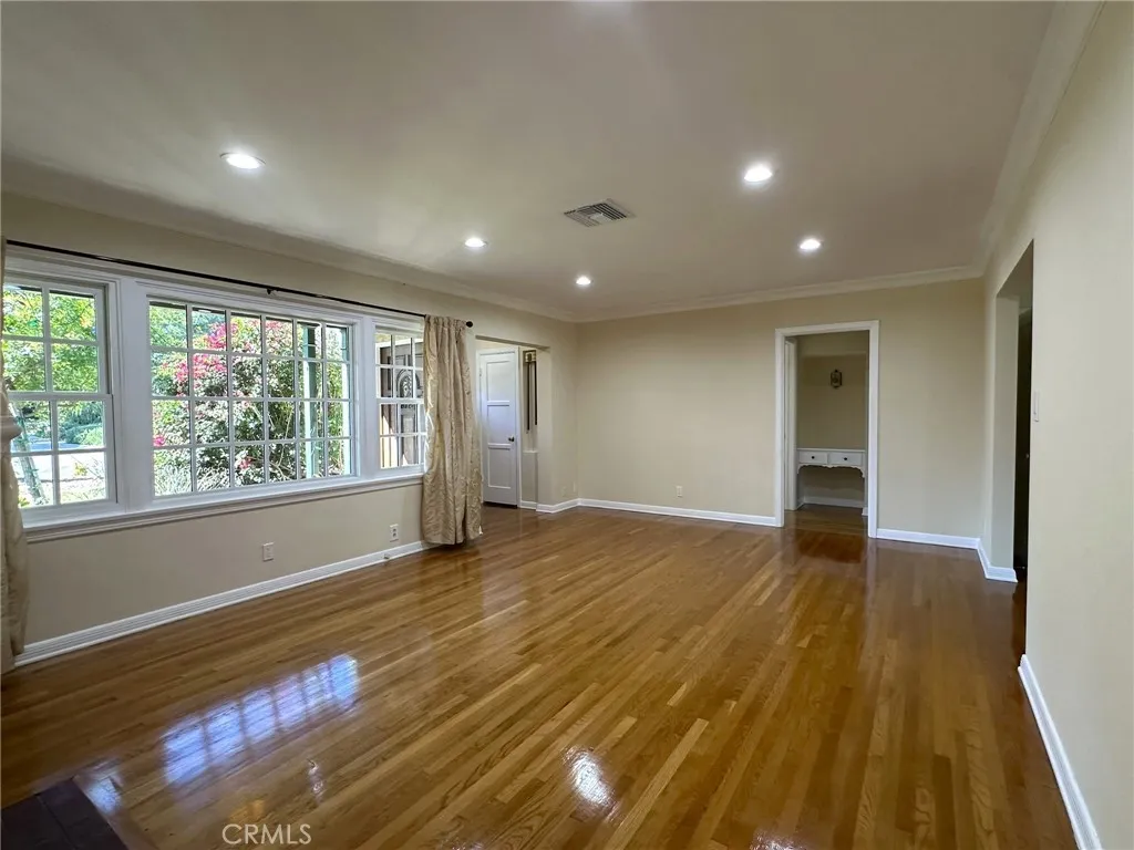 Additional image 27 of 2026 Pepper Dr, Altadena, CA 91001