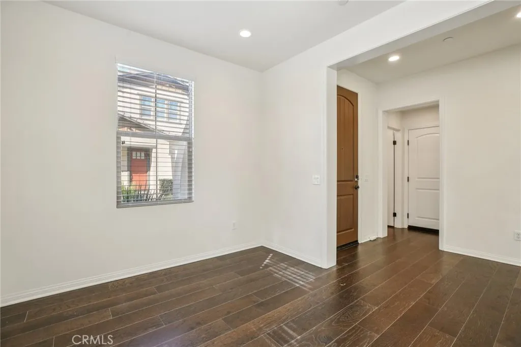 Additional image 43 of 122 Barnes Rd, Tustin, CA 92782