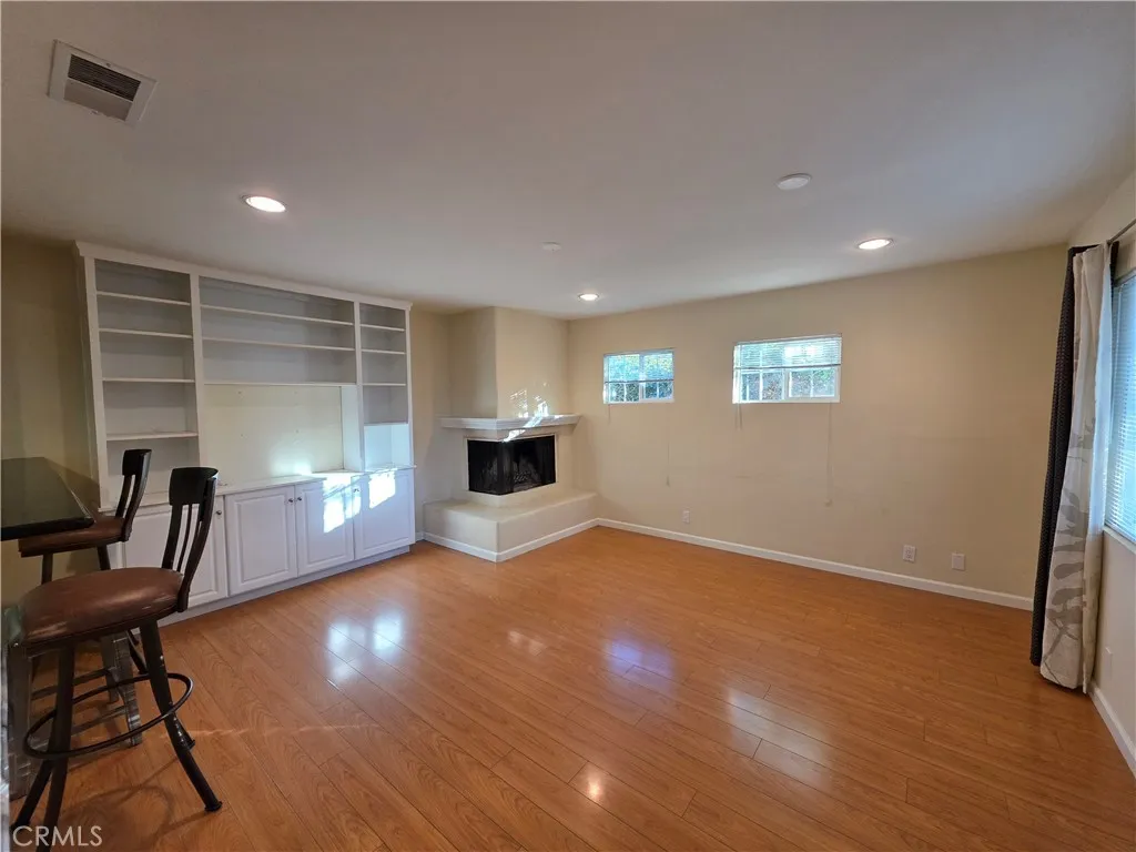 Additional image 10 of 7457 Wish, Lake Balboa, CA 91406