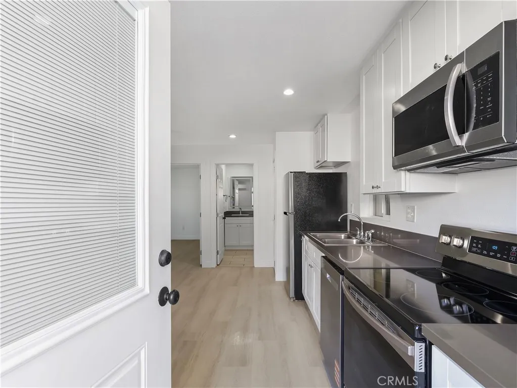 Additional image 54 of 8828 Chimineas Avenue, Northridge, CA 91325