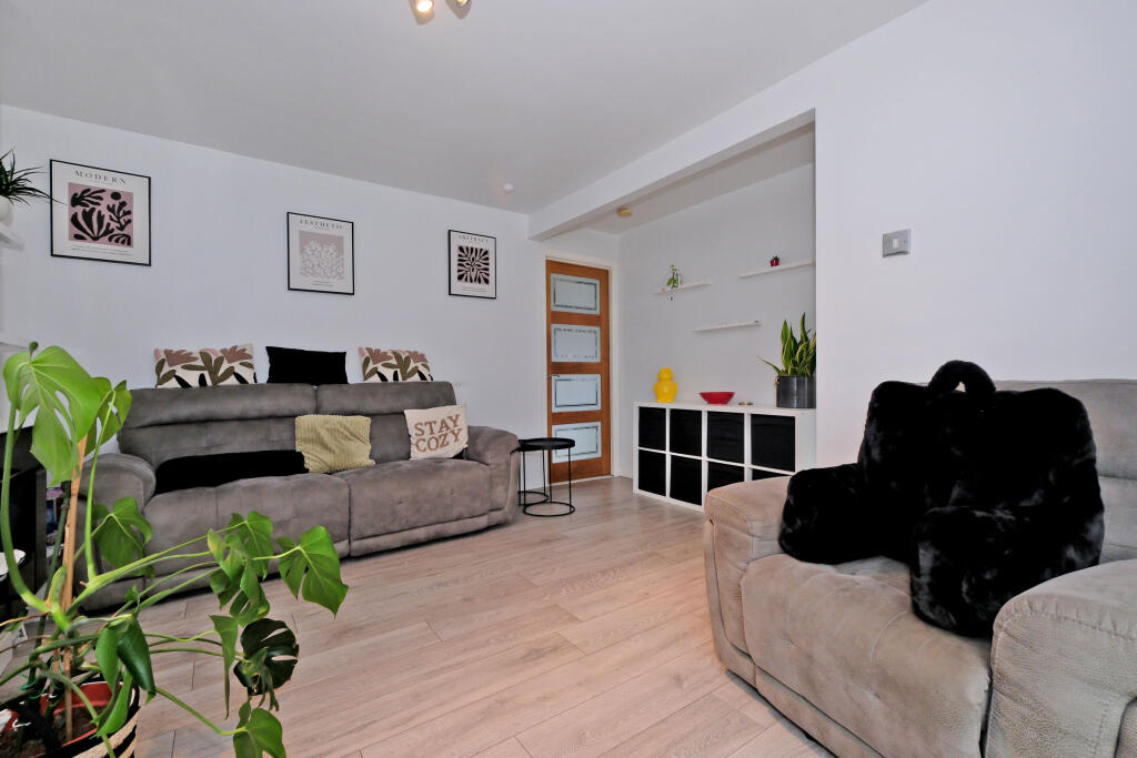 Additional image 4 of 6 Barvas Walk, Sheddocksley, Aberdeen, AB16