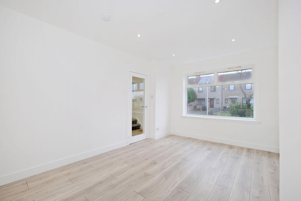 Additional image 17 of 163 Cairnwell Drive, Mastrick, Aberdeen, AB16