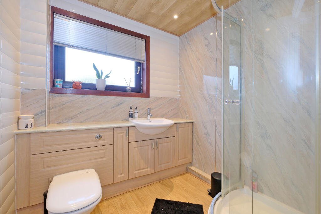 Additional image 13 of 6 Barvas Walk, Sheddocksley, Aberdeen, AB16