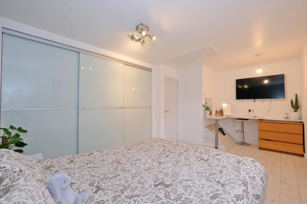 Additional image 11 of 6 Barvas Walk, Sheddocksley, Aberdeen, AB16