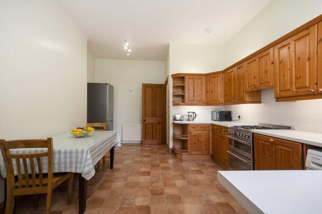 Additional image 6 of Balmoral Place, Aberdeen, AB10