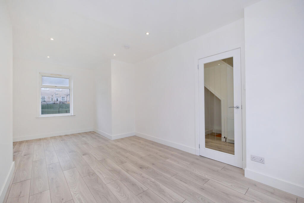 Additional image 4 of 163 Cairnwell Drive, Mastrick, Aberdeen, AB16