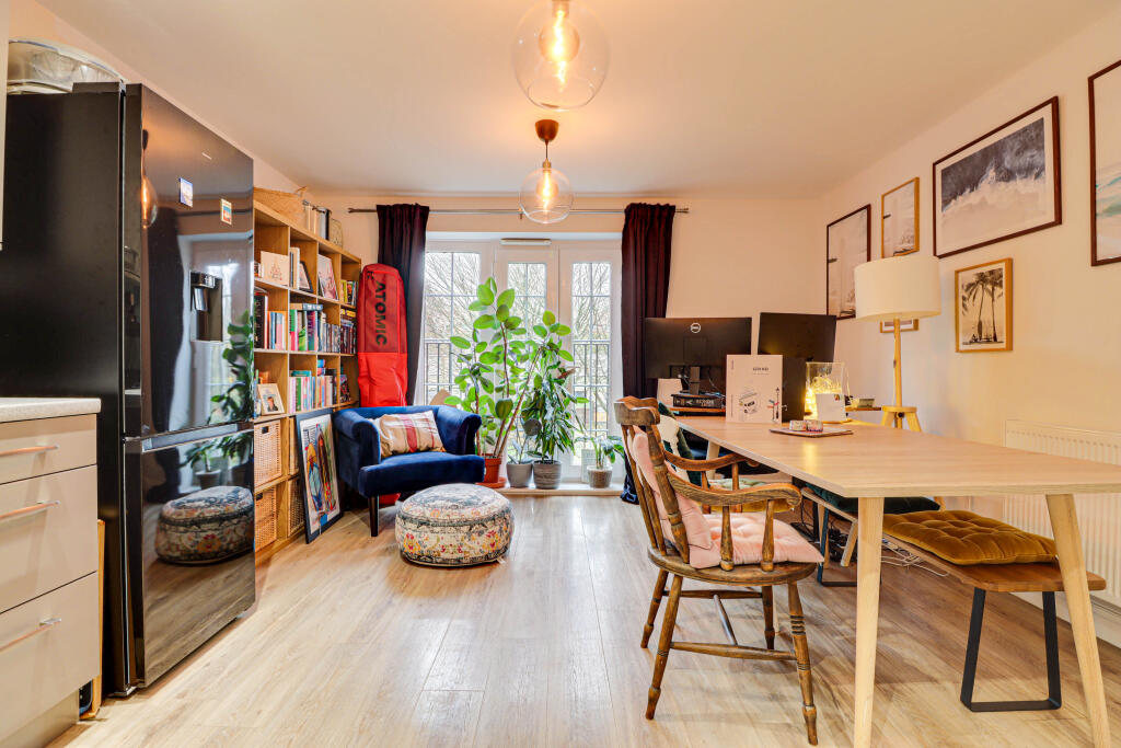 Additional image 4 of Millstone Way, Harpenden, Hertfordshire, AL5