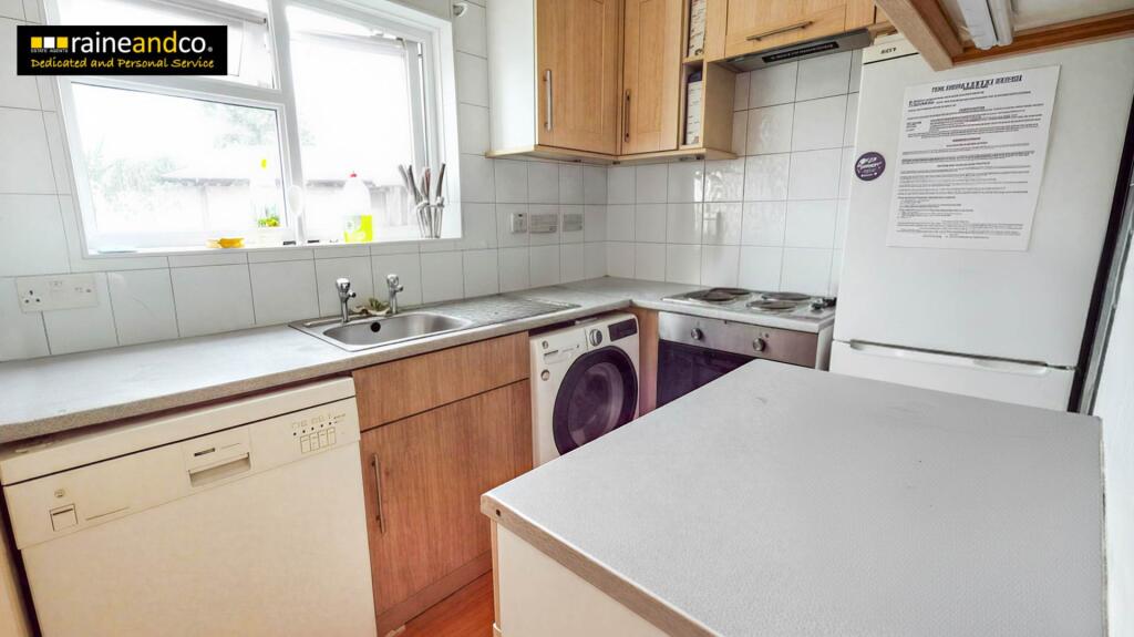 Additional image 6 of Meadow Croft, Hatfield