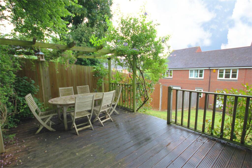 Additional image 8 of Orient Close, St. Albans, Hertfordshire