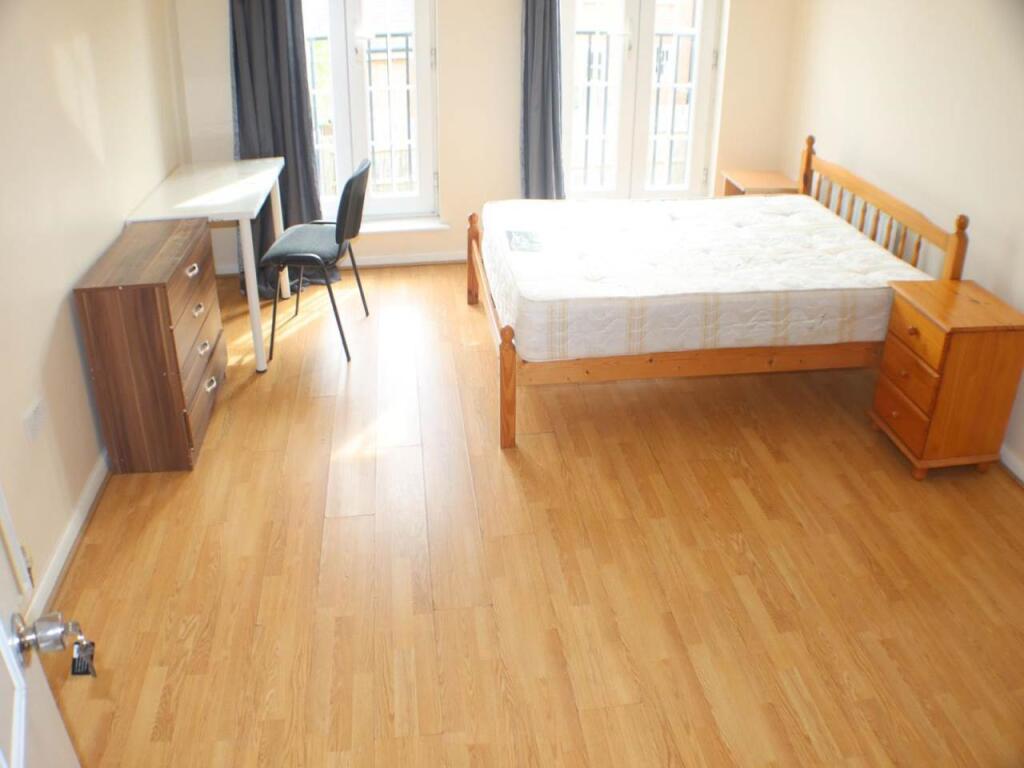 Additional image 5 of The Runway, Hatfield, Hertfordshire