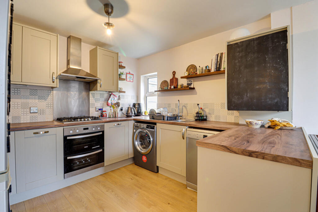 Additional image 12 of Albanian Court, 85 Camp Road, St. Albans, AL1