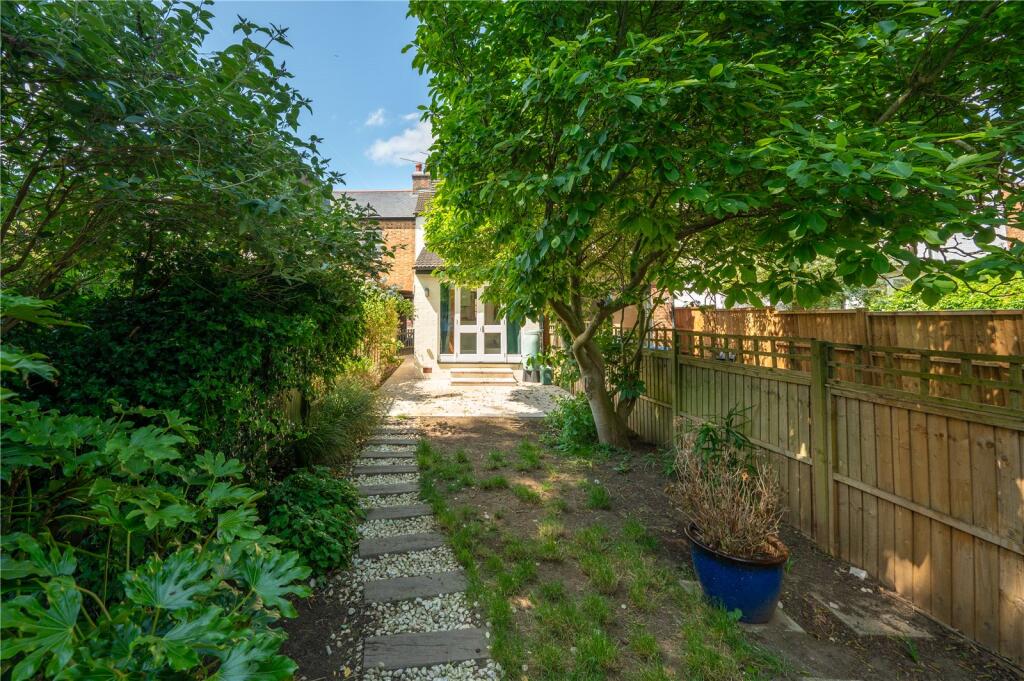 Additional image 5 of Arthur Road, St. Albans, Hertfordshire