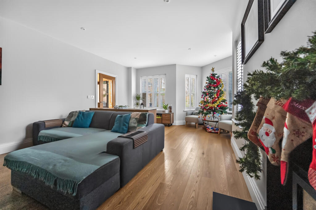 Additional image 5 of Watling Street, St. Albans, AL1