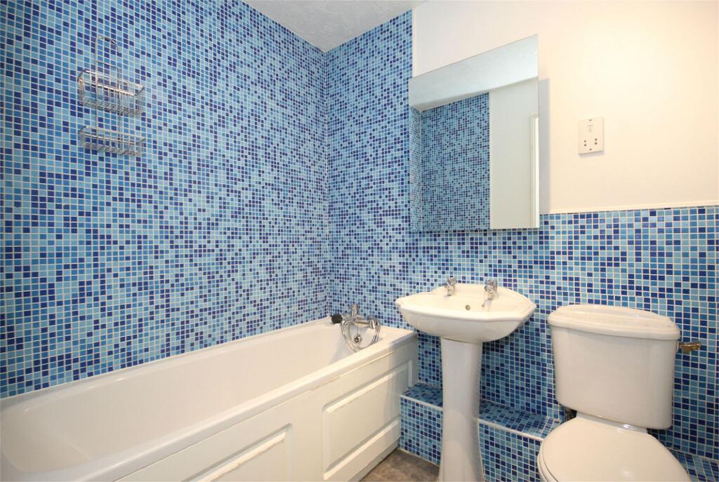 Additional image 10 of Orient Close, St. Albans, Hertfordshire