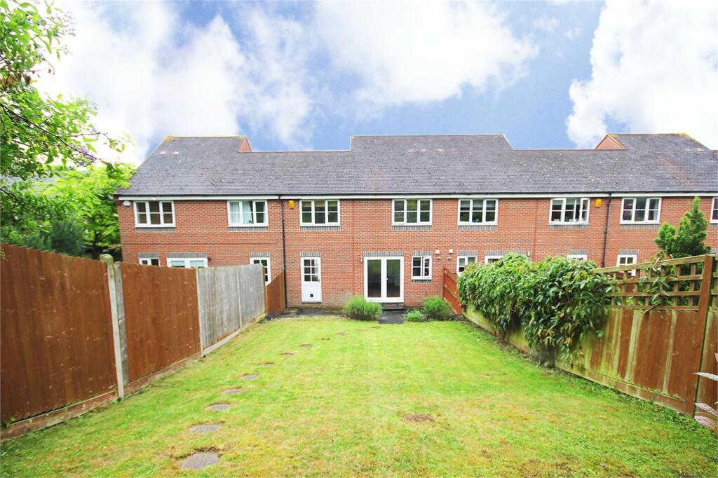 Additional image 12 of Orient Close, St. Albans, Hertfordshire