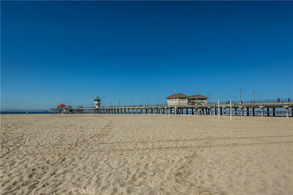 Additional image 36 of 20319 Gardenia Dr, Huntington Beach, CA 92646