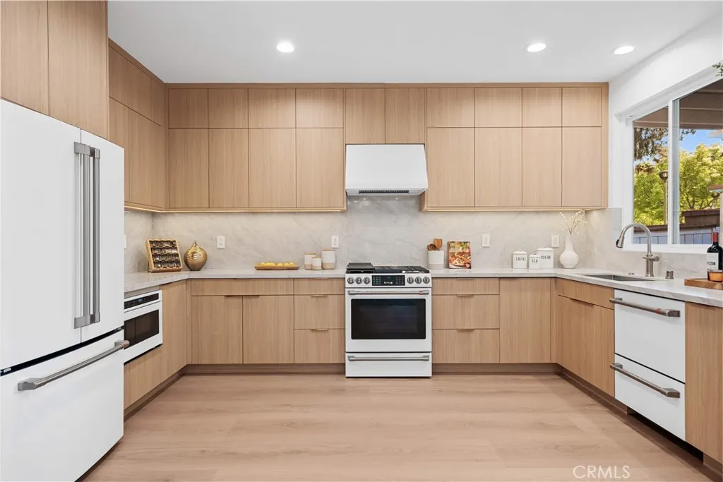 Additional image 2 of 33 Winterfield Road, Irvine, CA 92602