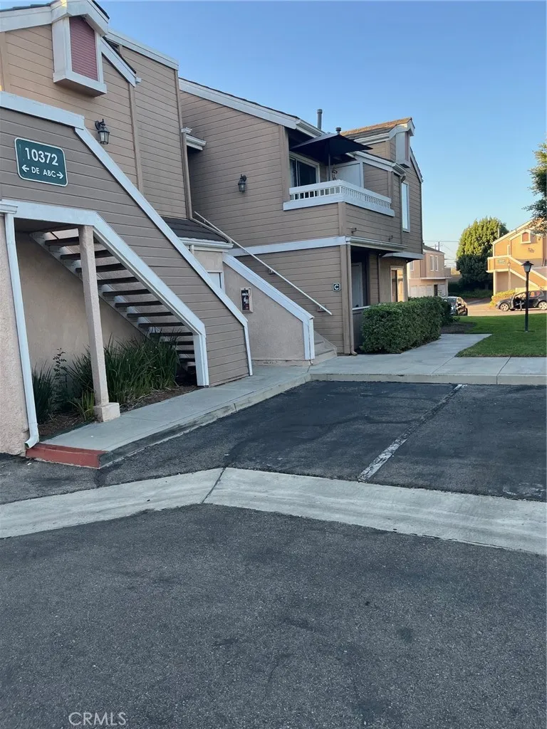 Additional image 2 of 10372 W Briar Oaks Dr, Stanton, CA 90680